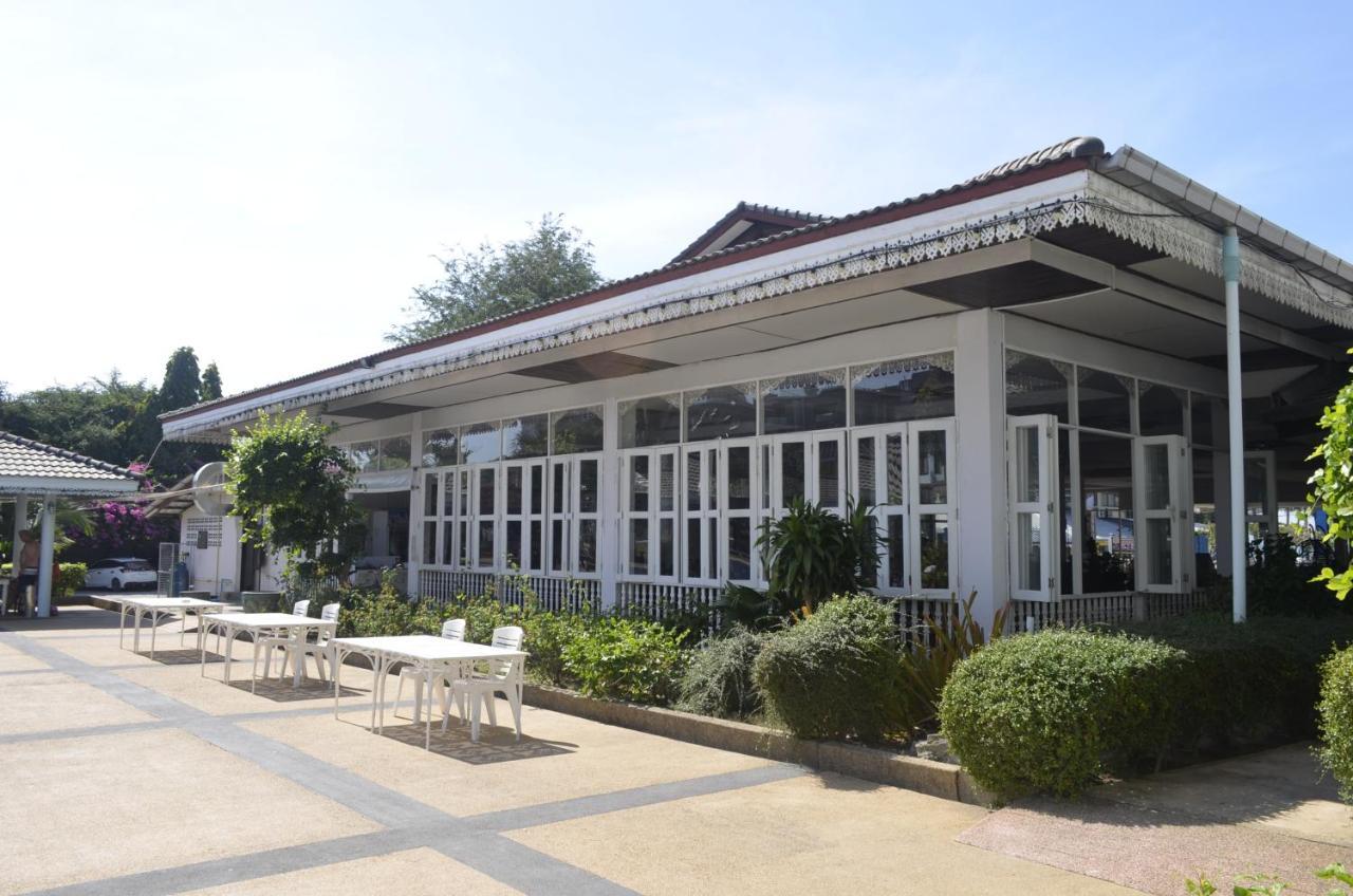 Silversand Villa Hotel Jomtien Beach Buitenkant foto